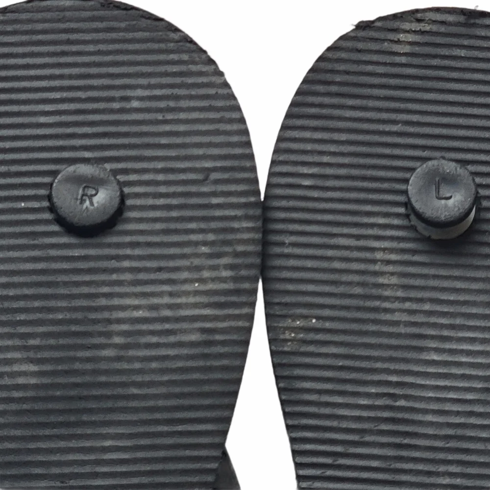 3/$15 Justice Girl's Slurpee Emojie Charmed Flip Flops▪︎ - Picture 4 of 10